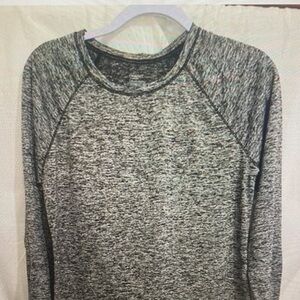 Cuddl Duds Heathered Gray Long Sleeve Pullover